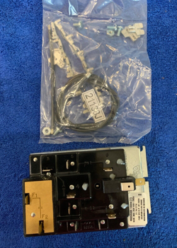 NEW HONEYWELL R8330D1039 ELECTRIC HEAT SEQUENCER R8330 D 1039