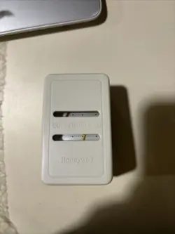 TP970A 2004 4 HONEYWELL THERMOSTAT