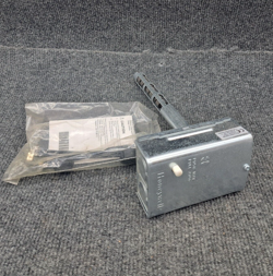 HONEYWELL L4064B2236 / 8