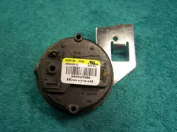 CARRIER BRYANT PAYNE HK06WC090 OEM PRESSURE SWITCH HK06WC086 IS20130-3288