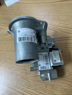 HONEYWELL VK8115V WITH VK8115F GAS VALVE UNTESTED SEE PICS 30 DAYS WARRANTY