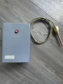 HONEYWELL R8182H 1070