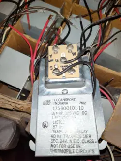 ESSEX/RBM FAN CENTER CONTROL (HONEYWELL R8239A1052) REPLACEMENT FAN CONTROL 