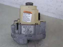 RHEEM RUUD HONEYWELL VR8205H8016 FURNACE GAS CONTROL VALVE 60-22866-01 24V