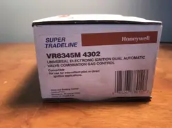HONEYWELL VR8345M4302 UNIVERSAL ELECTRONIC IGNITION DUAL VALVE GAS CONTROL (NEW)