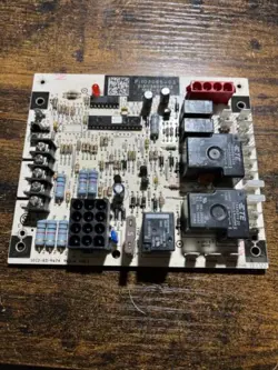 HONEYWELL LENNOX 103085-03 FURNACE CONTROL BOARD 1012-977A 1012-83-9674