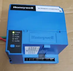 💥TESTED💥 HONEYWELL RM7897A1002 ON-OFF BURNER CONTROL W/ ST7800A1005 2S TIMER