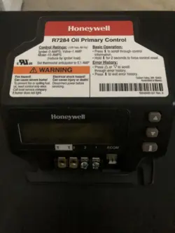 HONEYWELL R7284U1004 UNIVERSAL DIGITAL PRIMARY OIL CONTROL-15 SEC