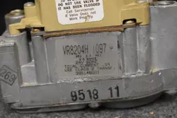 GAS VALVE VR8204H