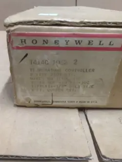 VINTAGE HONEYWELL TEMP. T414C CONTROLLER 2-WIRE 250V MAX 15-90F 5FT COPPER EXT