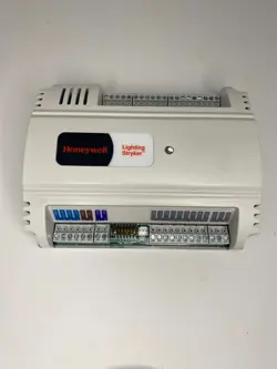 SHARE PRODUCT HONEYWELL CLB6438S STRYKER BACNET LIGHTING CONTROLLER