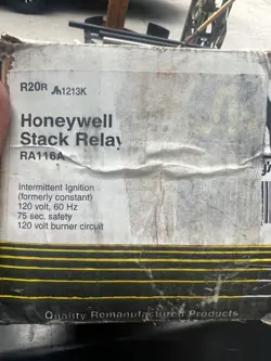 HONEYWELL RA116A1055 PROTECTORELAY CONTROLLER OIL BURNER CONTROL