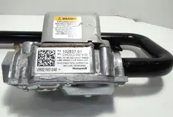 HONEYWELL VR8215S1248 102837-01GAS VALVE AND MANIFOLD