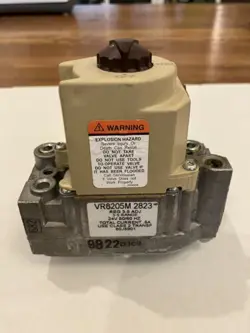 HONEYWELL VR8205M 2823 GAS VALVE