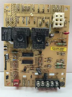 HONEYWELL ST9120C4040 FURNACE