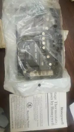 THERMOSTAT SUBBASE Q674E