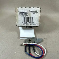 Q209A1022-HONE   HONEYWELL POTENTIOMETER 150 W/BRKT FOR MOD MOTOR