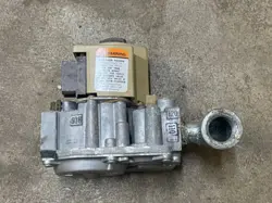 HONEYWELL VR8205A 8104 HVAC FURNACE GAS VALVE