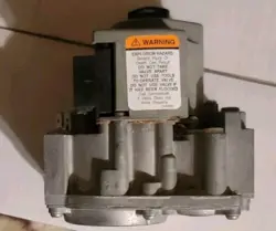 VR8205M 1106  HONEYWELL GAS VALVE
