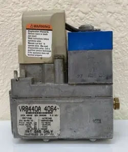 HONEYWELL #VR8440A 4064  HVAC FURNACE GAS VALVE - NEW, OLD STOCK!