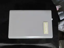 HONEYWELL L8148E1042 AQUASTAT RELAY IN BOX