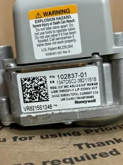 73W17 102837-01