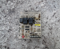 ICP HONEYWELL ST9120C4057 HQ1011927HW 1011927 FURNACE CONTROL CIRCUIT BOARD USED