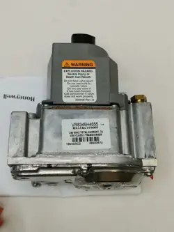 HONEYWELL DUAL DIRECT IGNITION/INTERMITTENT PILOT GAS VALVE VR8345H4555