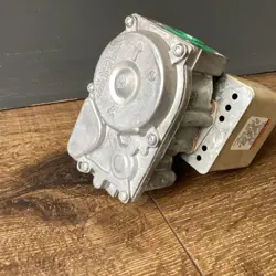 SV9501M2718