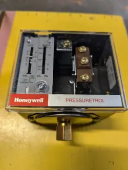 *NEW* HONEYWELL L404F1060 PRESSURETROL CONTROLLER* FREE SHIPPING!