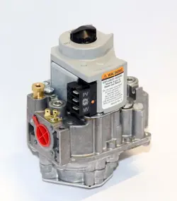 RESIDEO VR8204C6000 NATURAL GAS VALVE FOR CROWN AND BURNHAM BOILERS