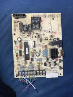 FURNACE CONTROL CIRCUIT BOARD 1170-83-21A LENNOX HONEYWELL