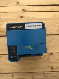 C1000