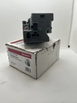 BRAND NEW HONEYWELL/RESIDEO SV9520H8513 SMART VALVE SYSTEM CONTROL