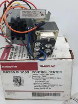 PRE OWNED HONEYWELL CONTROL 120/208/240V -  R8285 B 1038 CONTROL CENTER DPDT