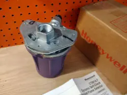 HONEYWELL C7061A 1038