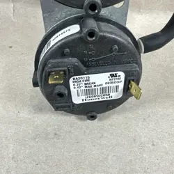 HONEYWELL BA20115 HK06WC058 2-STAGE AIR PRESSURE SWITCH