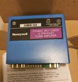 HONEYWELL R7861A1026 / ULTRAVIOLET FLAME AMPLIFIER / NEW!! / SHIPS FROM USA 🇺🇸