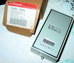 4-WIRE 3-STAGE COOLING