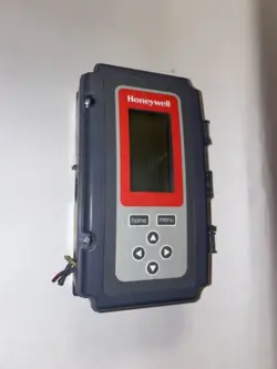 HONEYWELL T775L2007 ELECTRONIC TEMPERATURE CONTROLLER