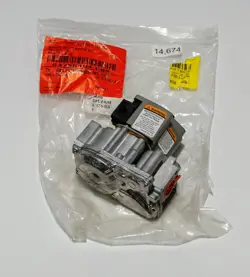 VR8205M2823
