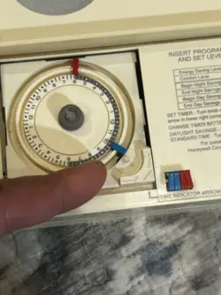 THERMOSTAT HEATING