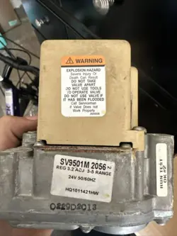 HONEYWELL SV9501M2056 SMARTVALVE GAS SMART VALVE HQ1011421HW TESTED