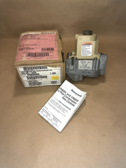 GAS VALVE VR8204M