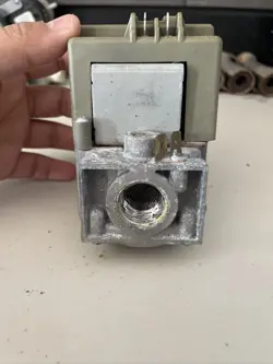 GAS VALVE 60-100394-02
