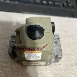 FURNACE GAS VALVE VR8205S2866 HONEYWELL