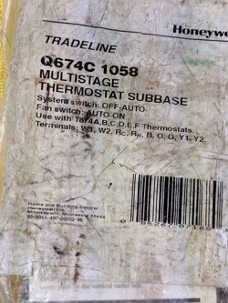 HONEYWELL Q674C 1058 THERMOSTAT SUBBASE MULTISTAGE-NEW