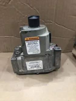 HONEYWELL VR8304M3509 DUAL VALVE INTERMITTENT PILOT COMBINATION GAS CONTROL