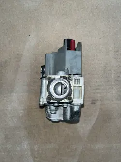 VR8300C4506