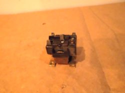 P-8-8479 / R8222B 1091 24V FURNACE RELAY HONEYWELL PRODUCTS UNLIMITED OR ESSEX